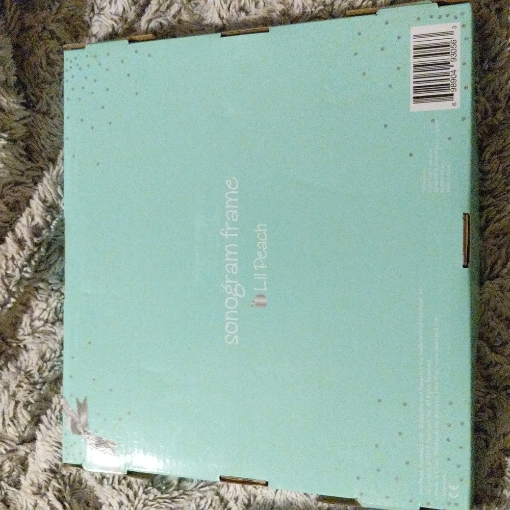 SONOGRAM 4" X 5" insert we picture frame "we love you already" frame 9 X 9" 🆕 - Picture 3 of 3